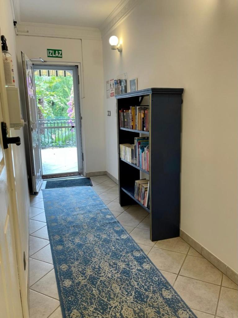 Apartmani Dina Biograd Na Moru Exterior foto