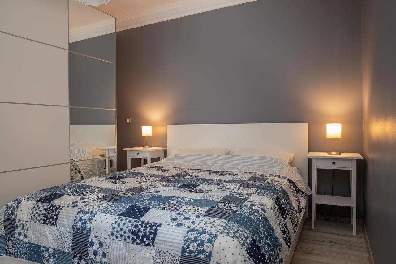 Apartmani Dina Biograd Na Moru Exterior foto